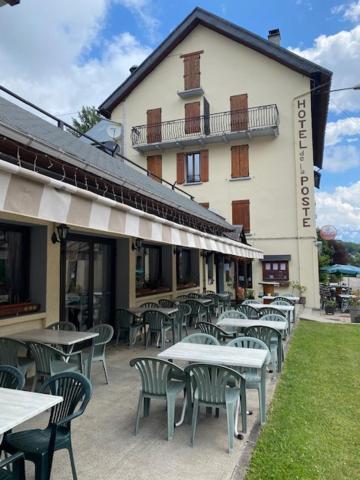 Hotel Restaurant De La Poste Saint-Colomban-des-Villards Εξωτερικό φωτογραφία