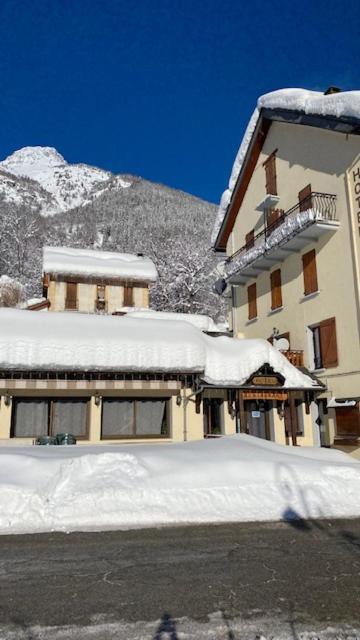 Hotel Restaurant De La Poste Saint-Colomban-des-Villards Εξωτερικό φωτογραφία